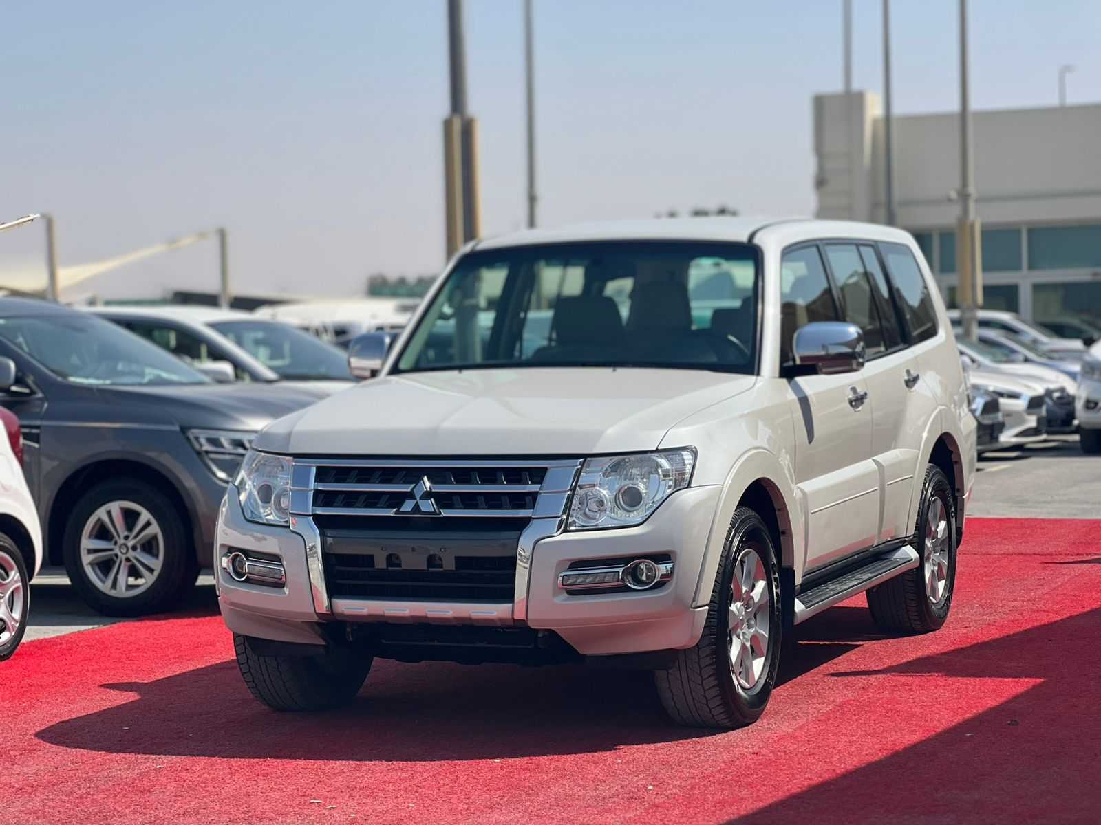 Mitsubishi Pajero 2016