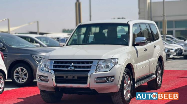 Mitsubishi Pajero 2016