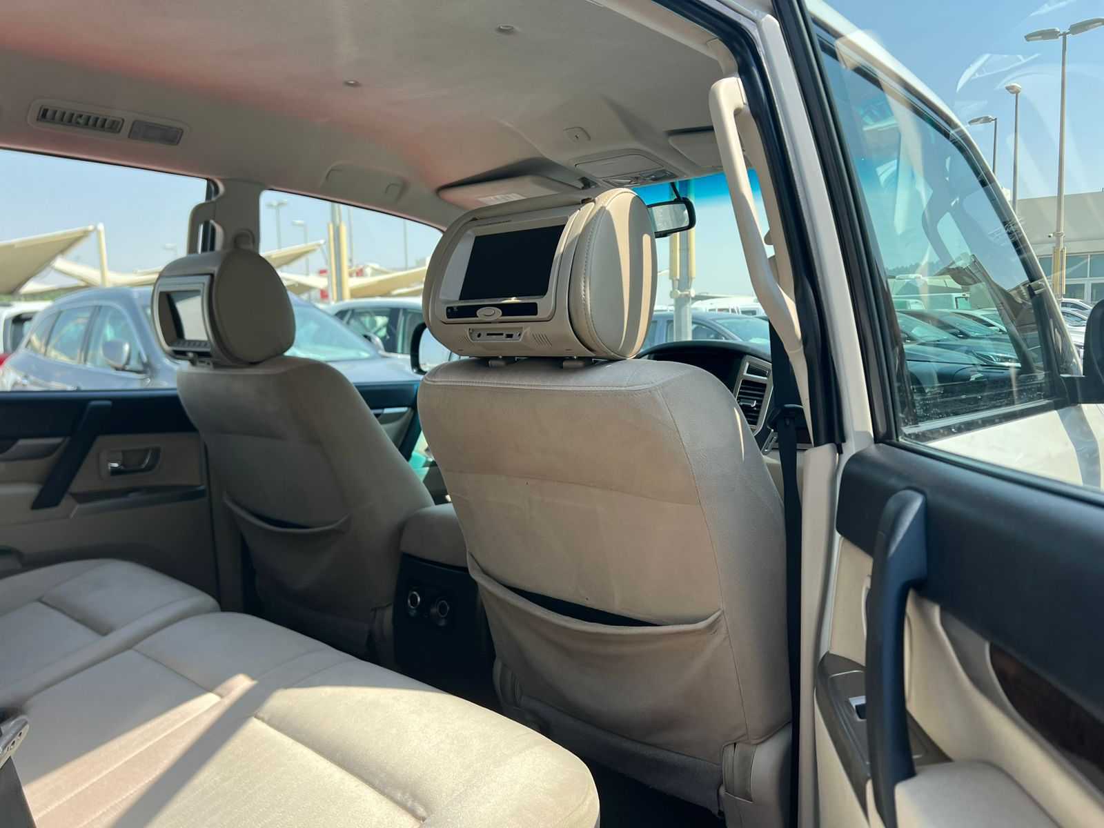 Mitsubishi Pajero 2016