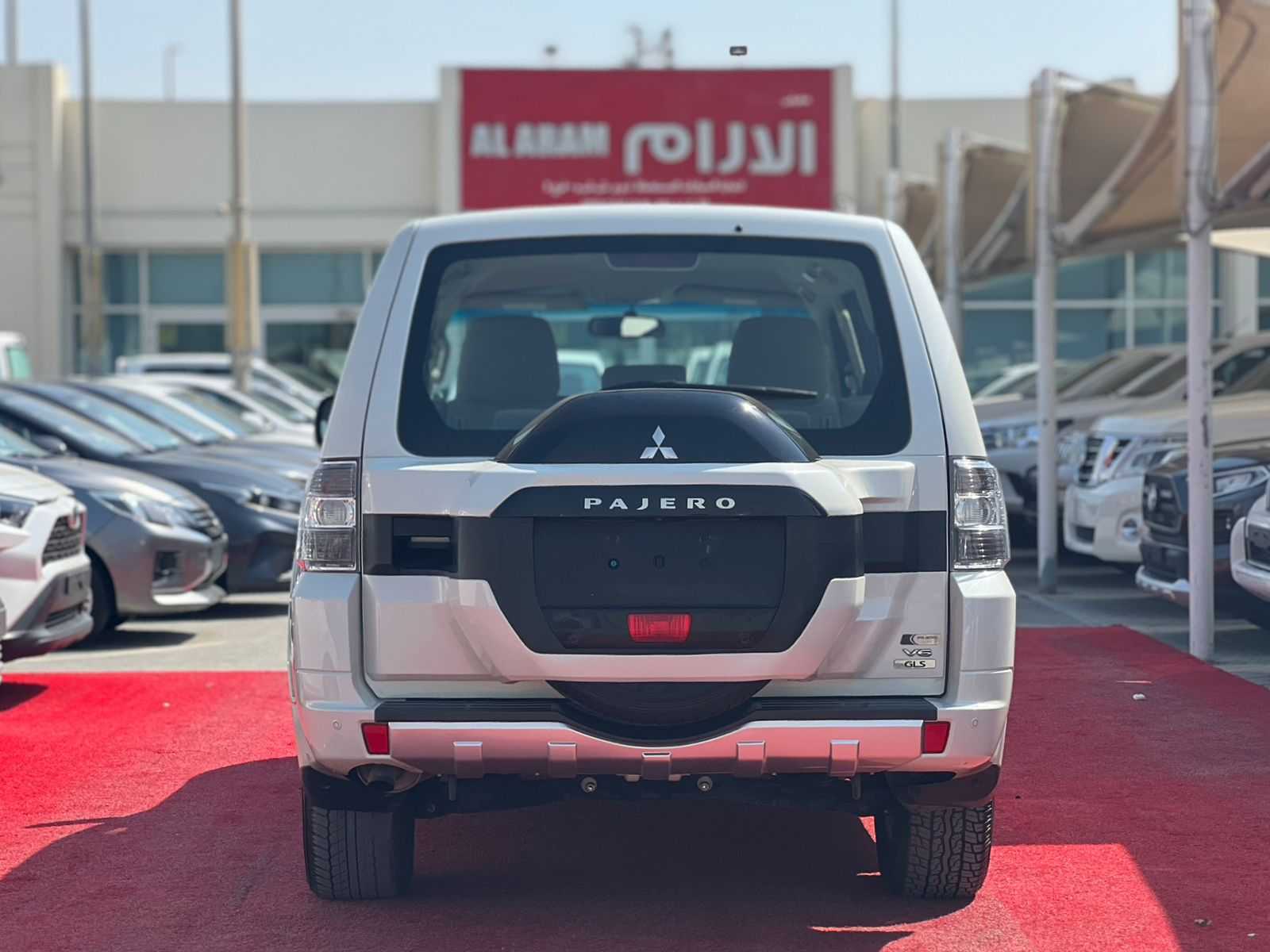 Mitsubishi Pajero 2016