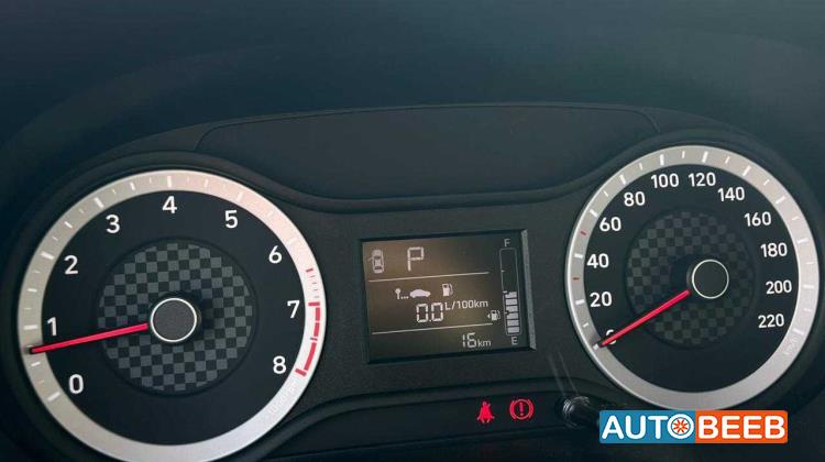 هيونداي i10 2025