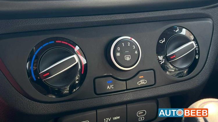 هيونداي i10 2025