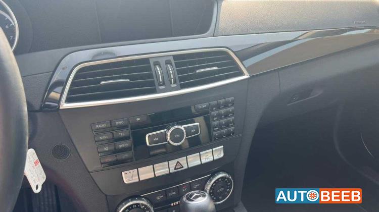 Mercedes Benz C200 2012