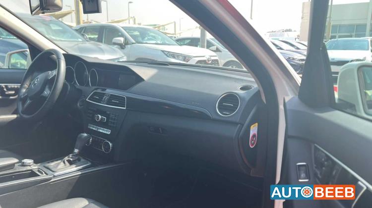 Mercedes Benz C200 2012