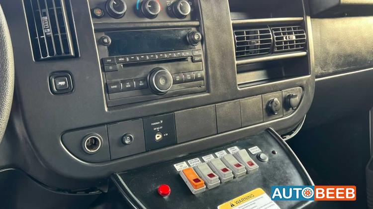 Minivan Chevrolet 2017