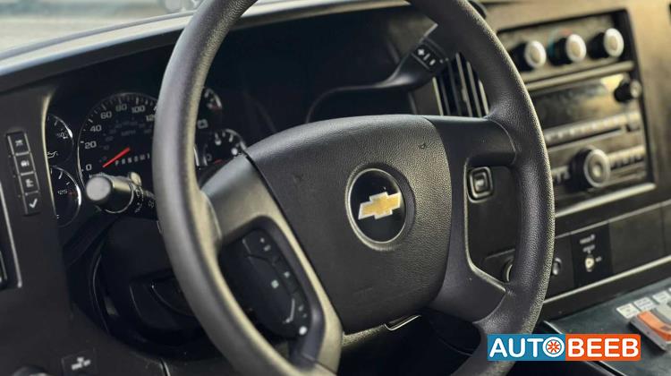 Minivan Chevrolet 2017