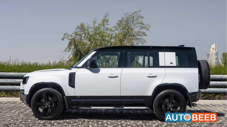 Land Rover Defender 2023