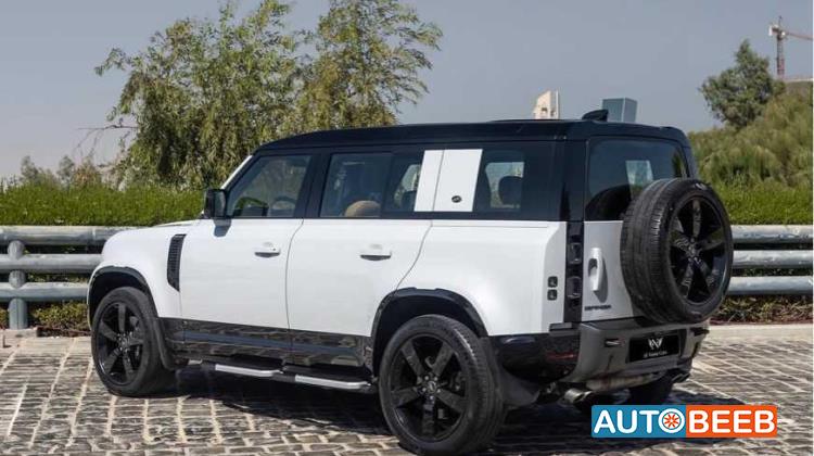 Land Rover Defender 2023