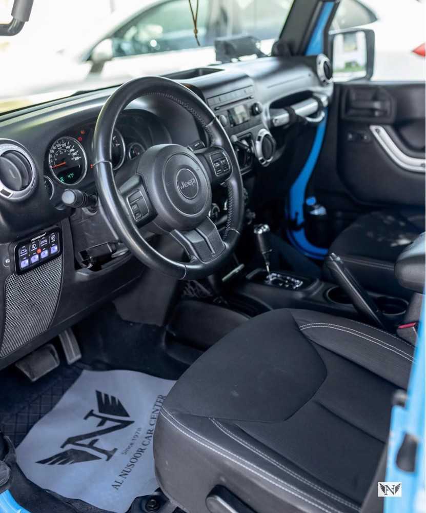 جيب رانجلر 2013