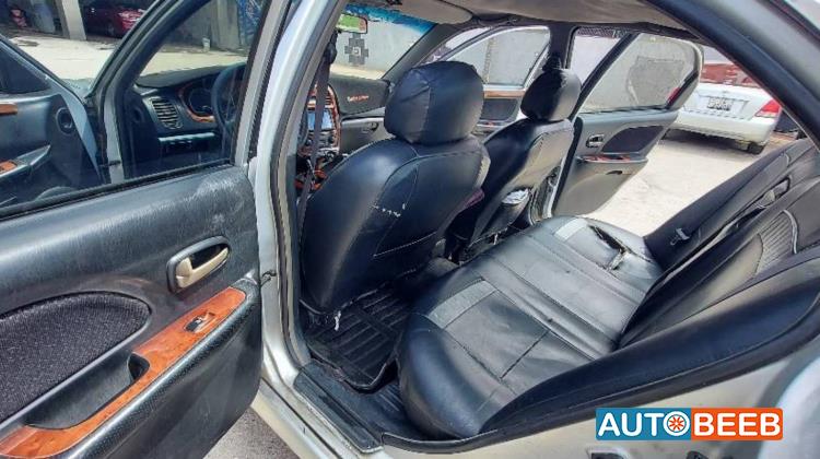 هيونداي سوناتا 2003