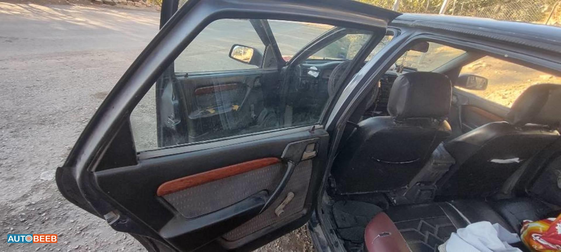 اوبل فيكترا 1989