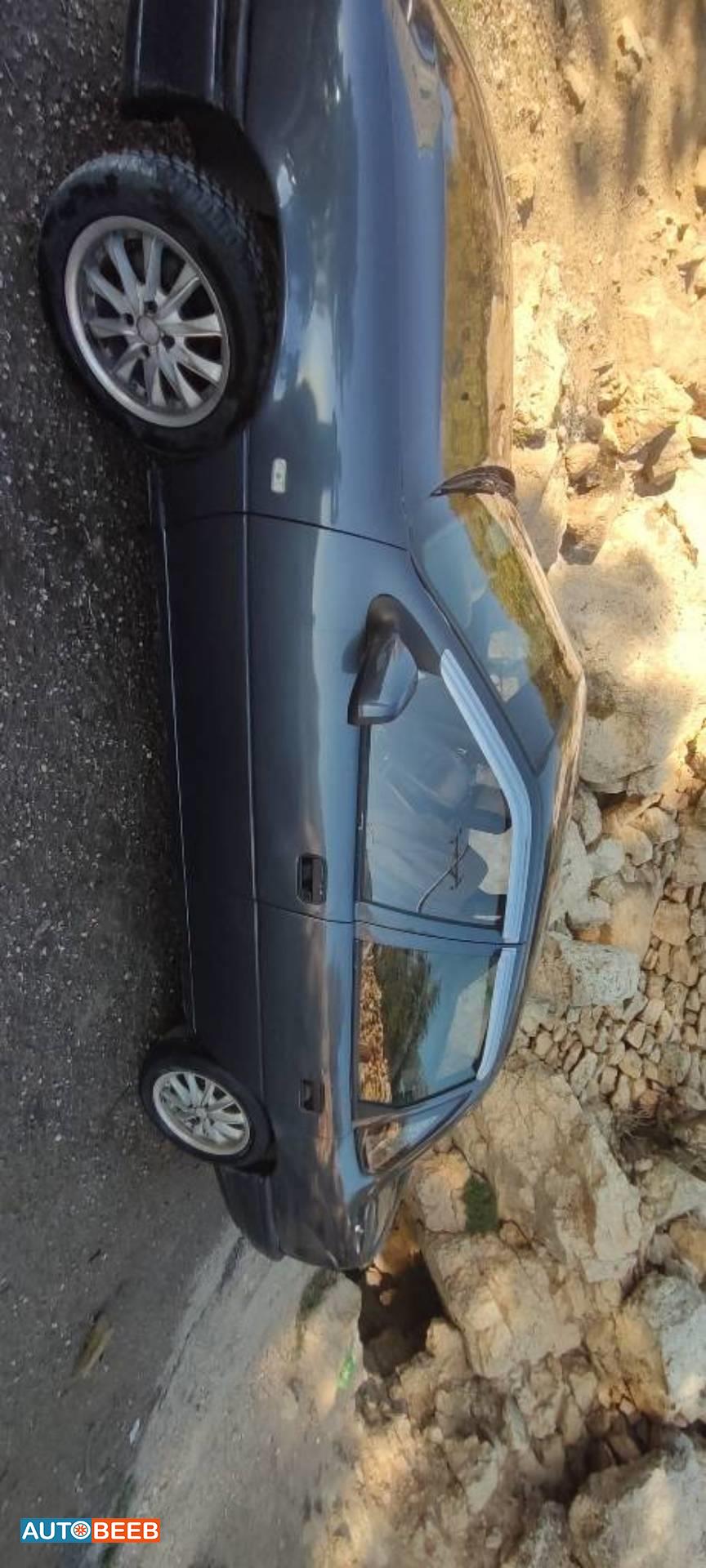 اوبل فيكترا 1989