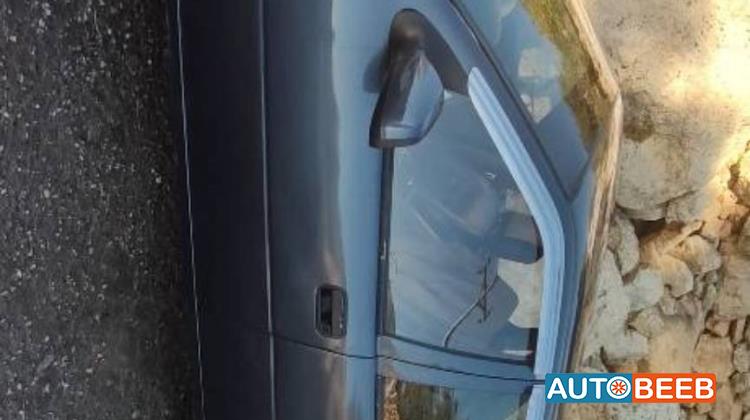 اوبل فيكترا 1989