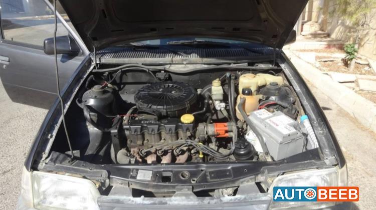 اوبل كاديت 1991