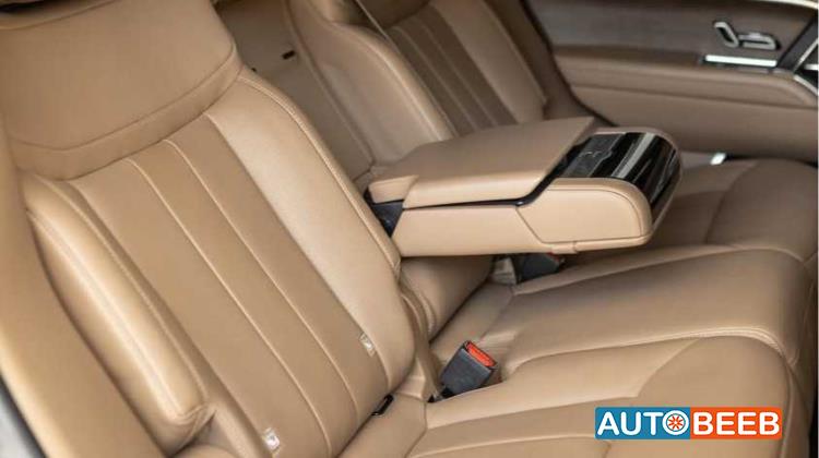 لاندروفر رنج روفر فوج 2023