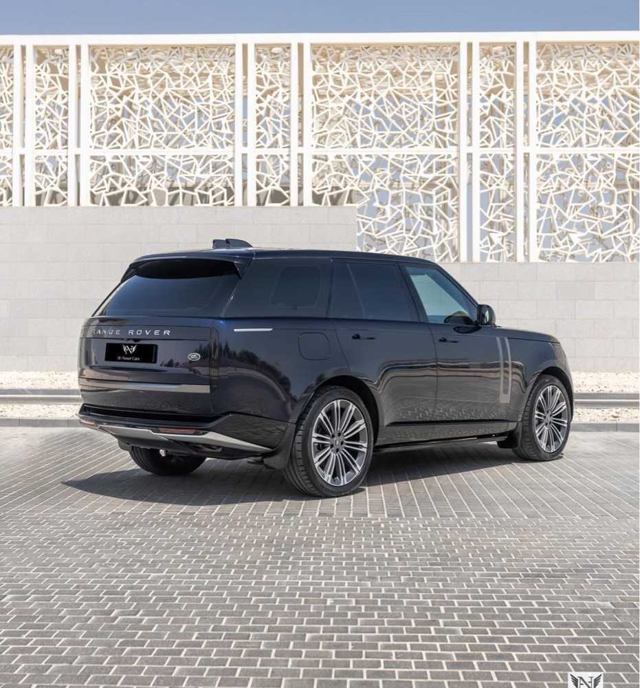 لاندروفر رنج روفر فوج 2023