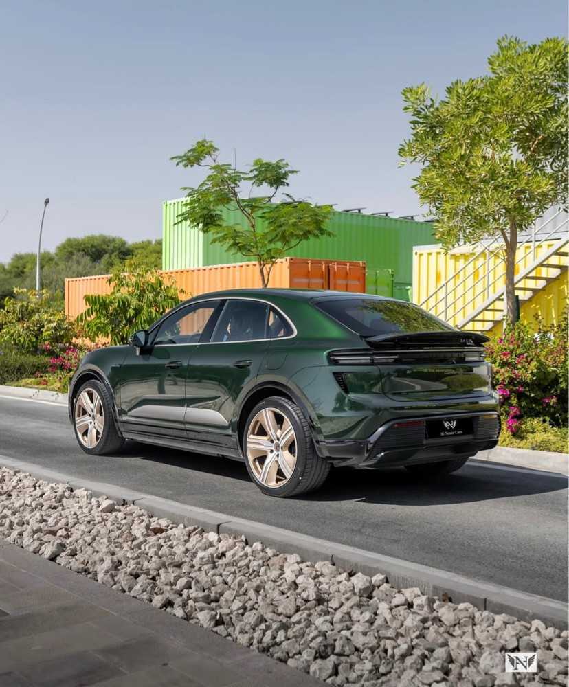 بورش ماكان 2024