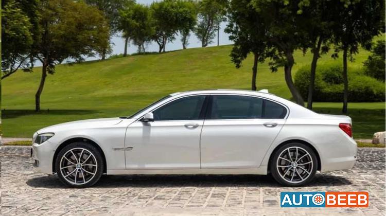 بي ام دبليو 750i 2012