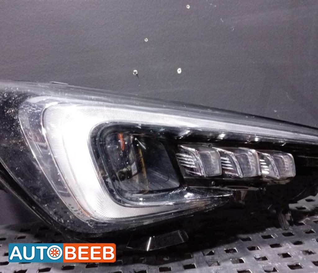 ضوء امامي أي ستار 