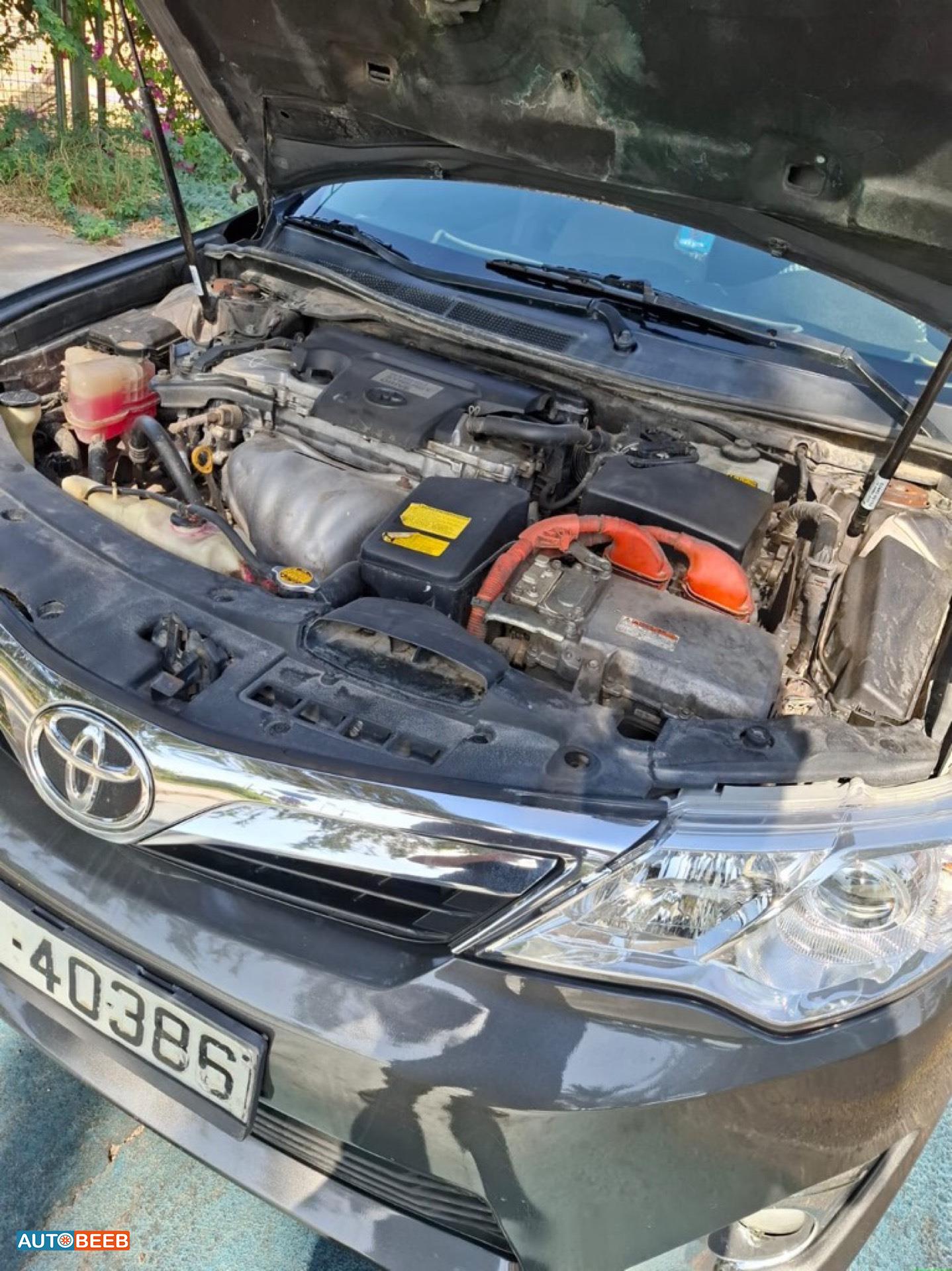 تويوتا كامري 2013