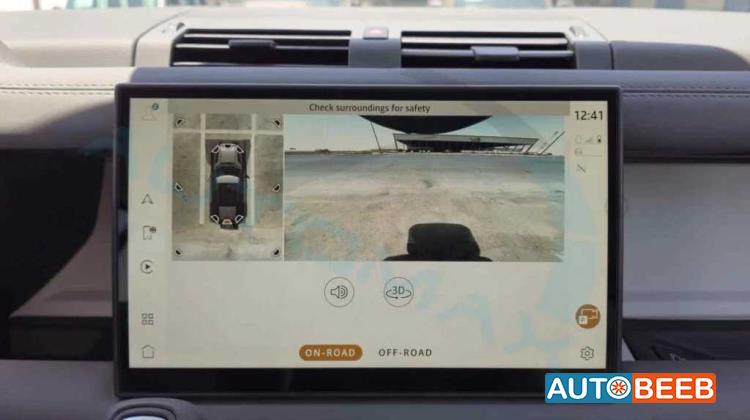 Land Rover Defender 2025