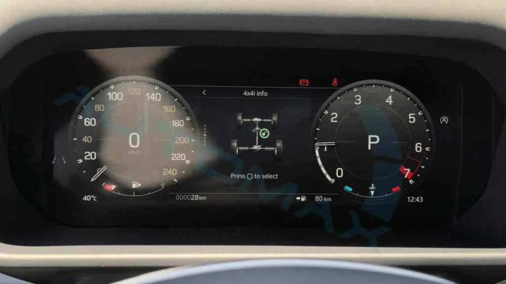 Land Rover Defender 2025