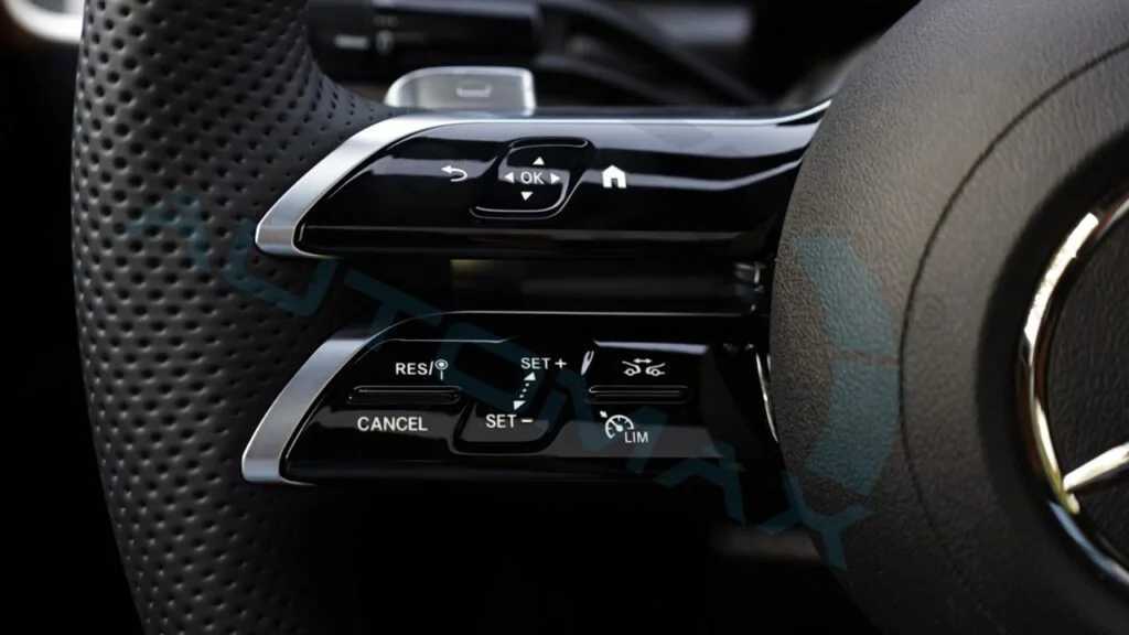 مرسيدس بنز GLC200 2026