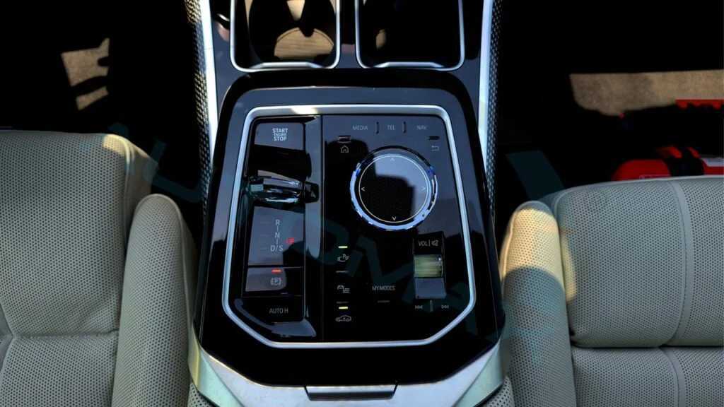 بي ام دبليو 735 2026