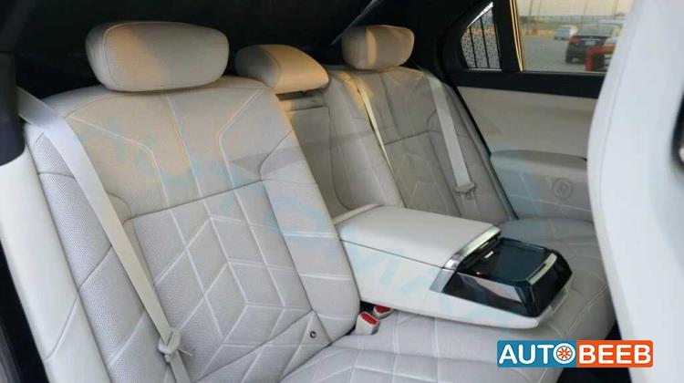 بي ام دبليو 735 2026