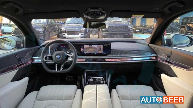 بي ام دبليو 735 2026