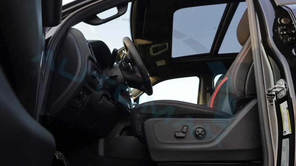 دودج رام 2025