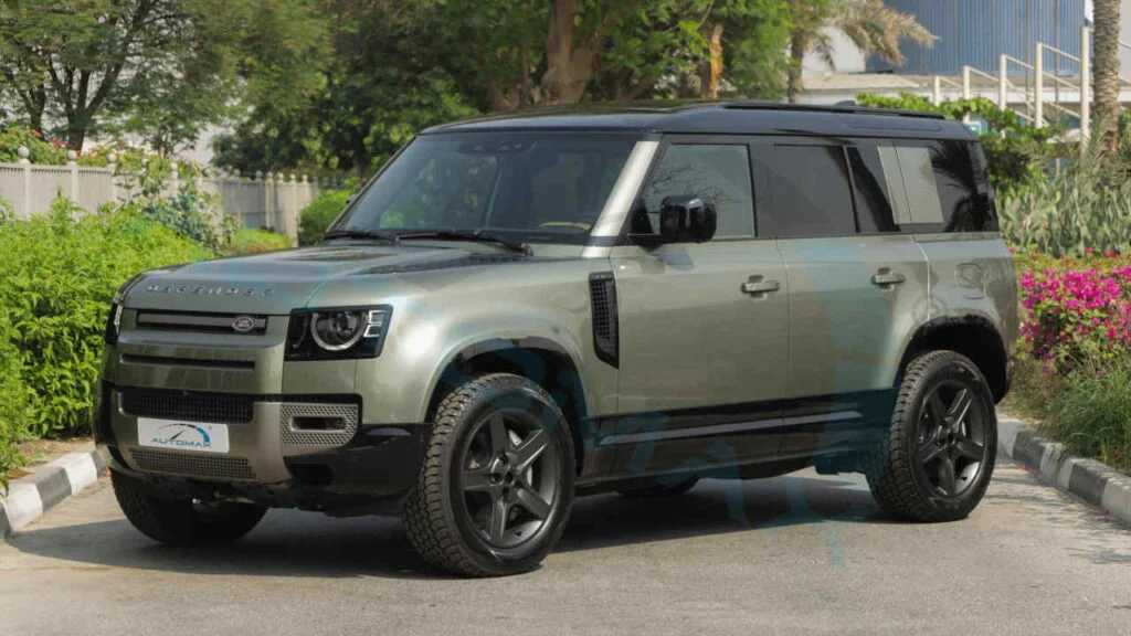 Land Rover Defender 2025