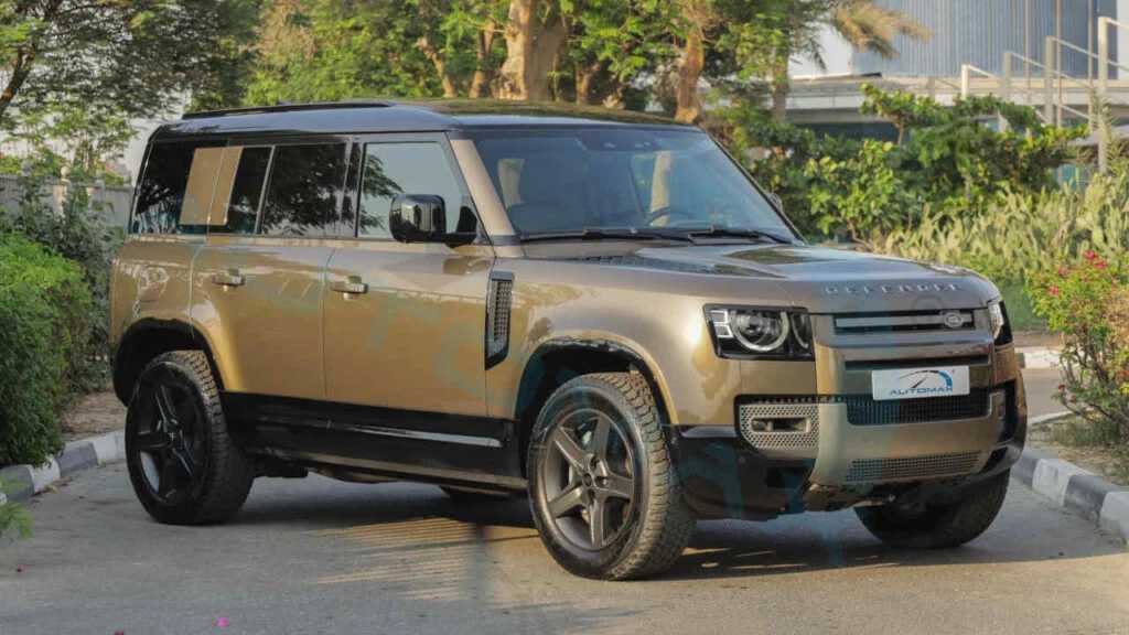 Land Rover Defender 2025