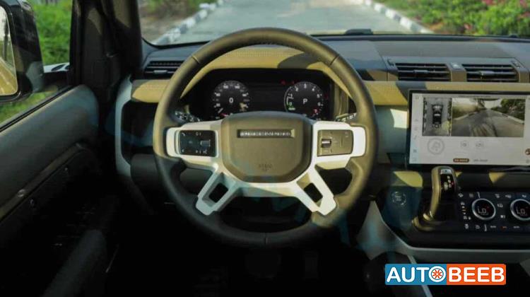 Land Rover Defender 2025