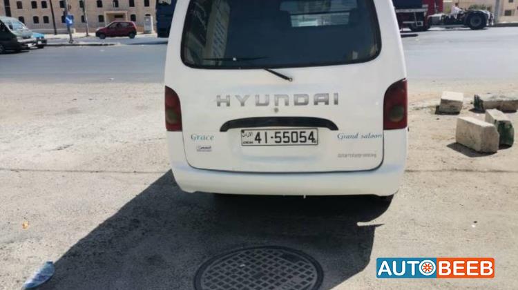 Minivan Hyundai 1996