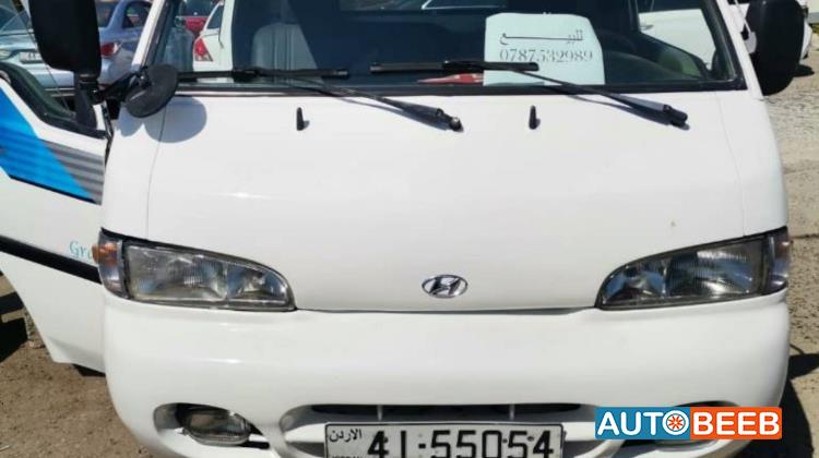 Minivan Hyundai 1996