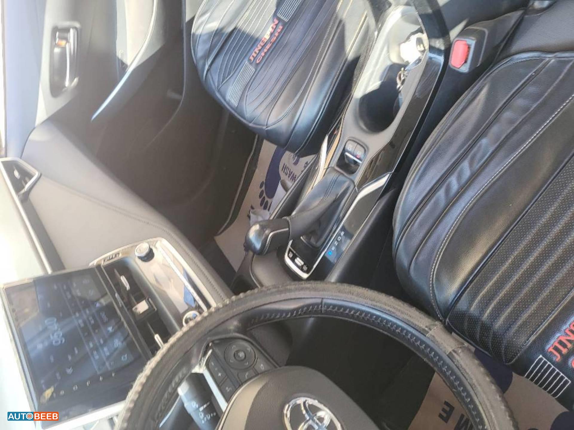 تويوتا كورولا 2021