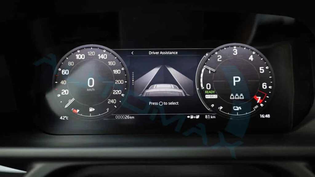 Land Rover Defender 2025