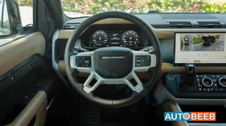 Land Rover Defender 2025