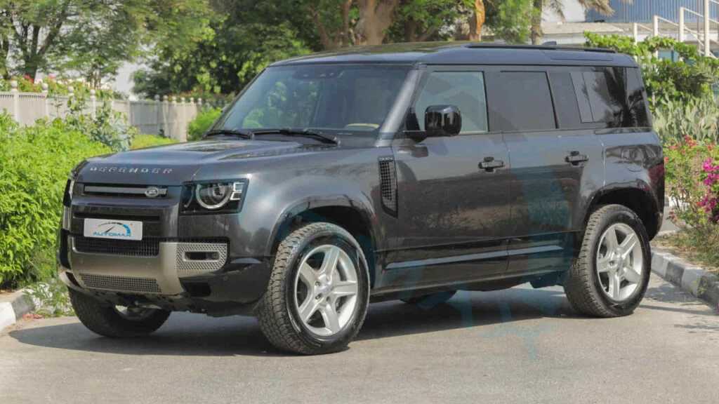 Land Rover Defender 2025