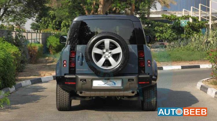 Land Rover Defender 2025