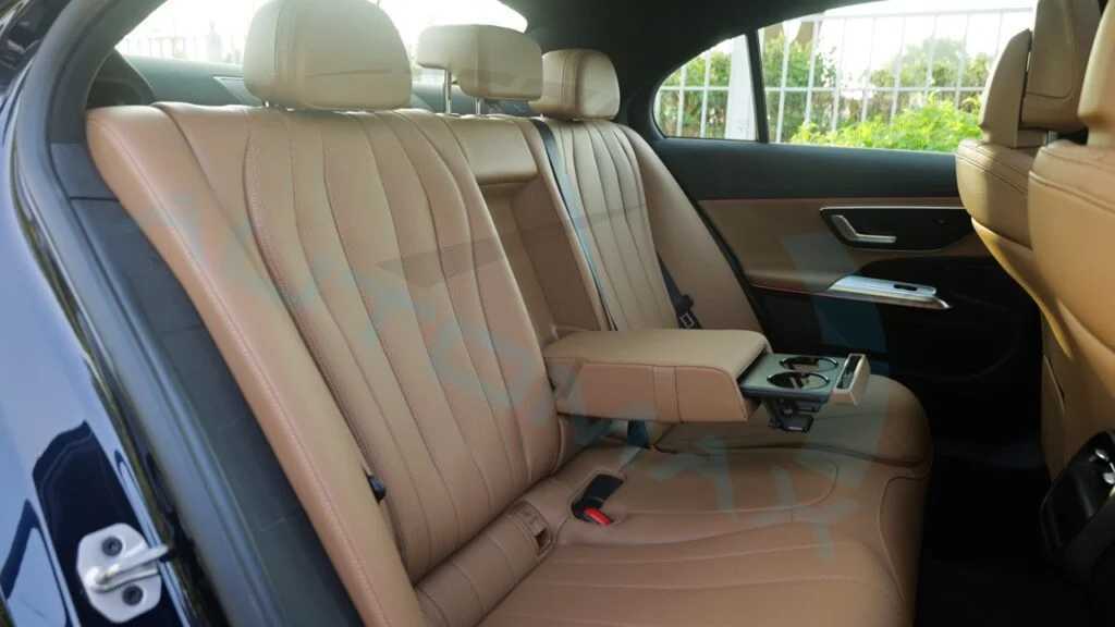 مرسيدس بنز E200 2026