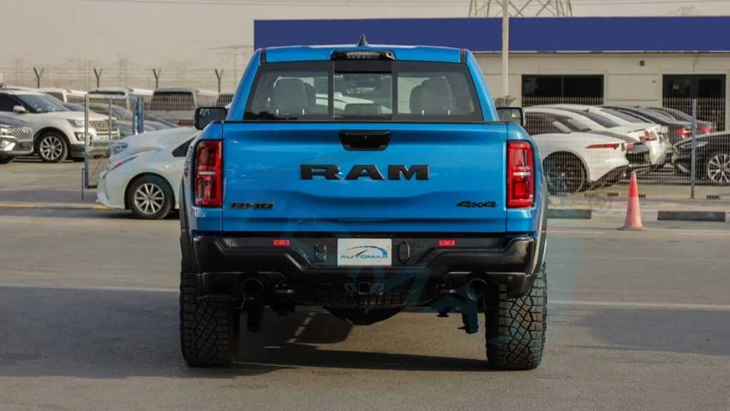 دودج رام 2025