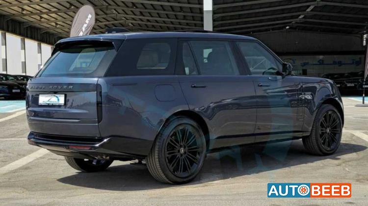لاندروفر رينج روفر 2025