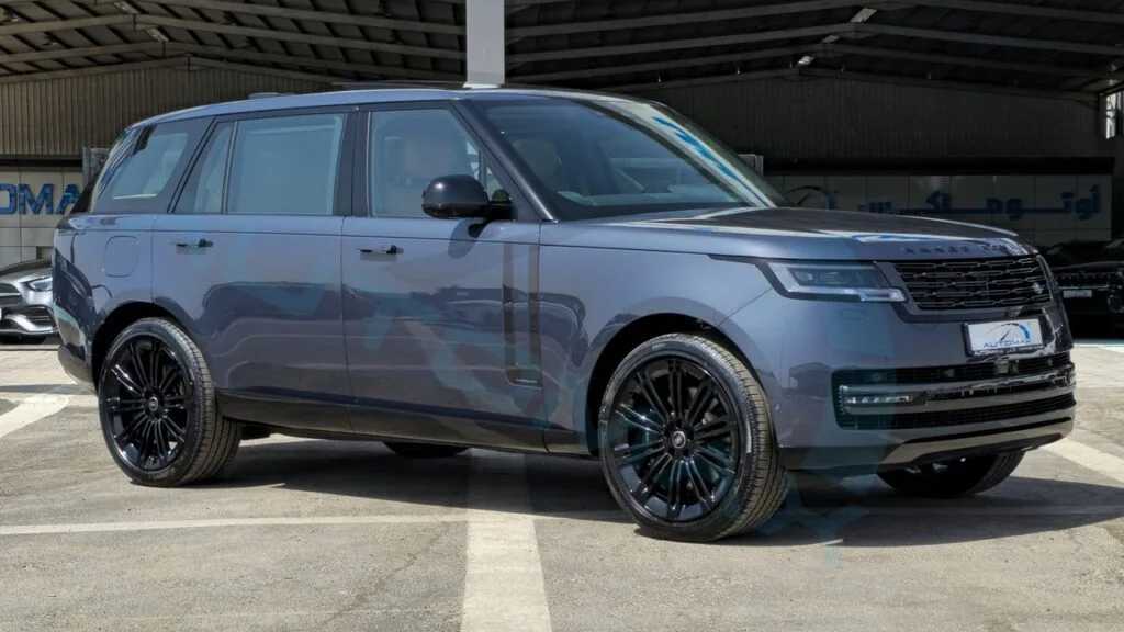 لاندروفر رينج روفر 2025