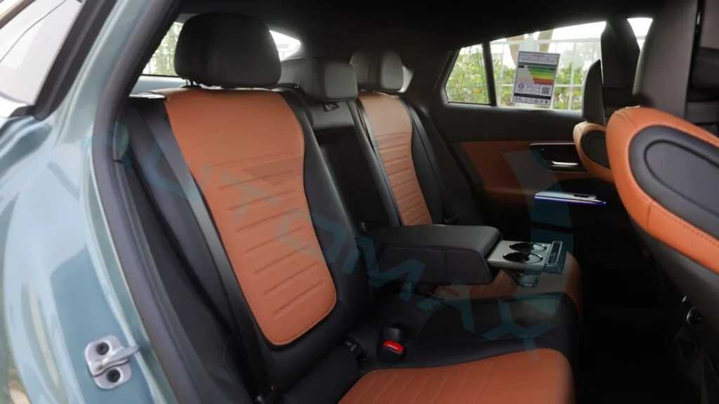 Mercedes Benz GLC200 2026