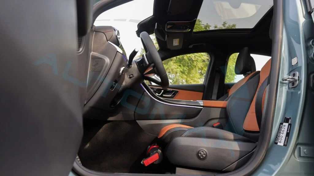 Mercedes Benz GLC200 2026