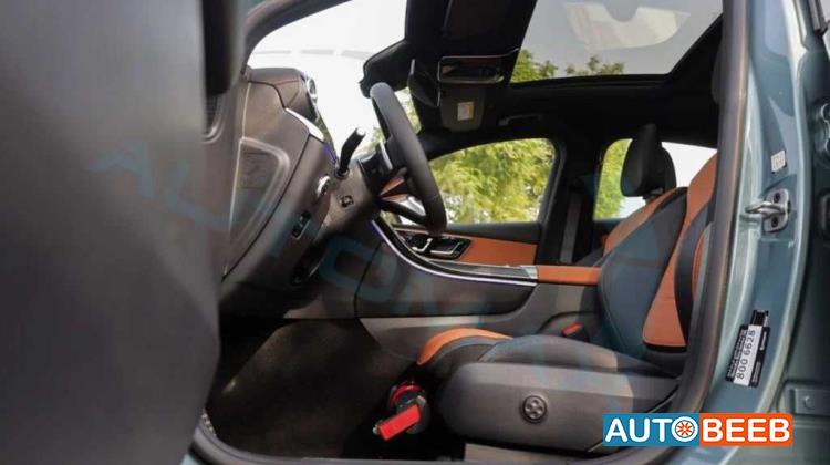 Mercedes Benz GLC200 2026