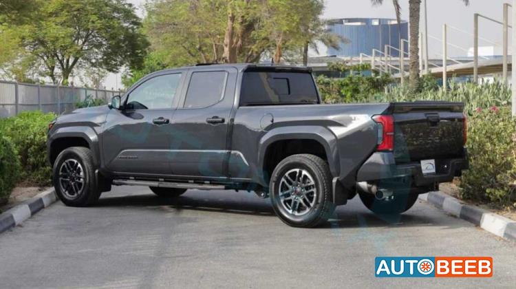 تويوتا تاكوما 2025