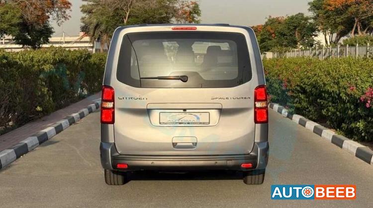 Minibus Citroen 2026